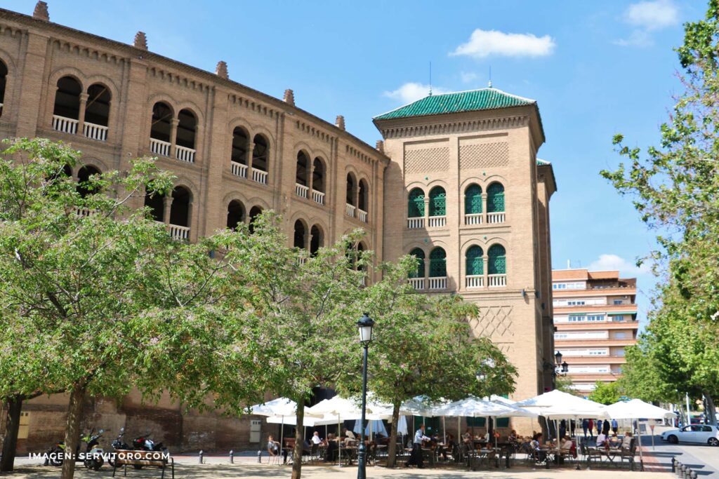 Terraza en la Plaza de toros de Granada